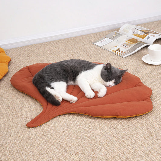 Leaf-Shaped Pet Sleeping Mat - Durable Dog Pad & Cat Bed for Comfort - Default Title - Pet Care > Cat Supplies > Cat Carriers & Crates - Cat N Dog Shop