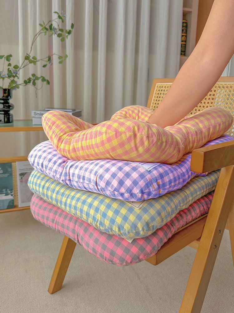 XS Yellow-blue All-Season Pet Bed - Soft Washable Dog & Cat Mat with Comfortable Cushion - Warm Winter Padding for Small to Large Pets - Default Title - Pet Care > Cat Supplies > Cat Furniture - Cat N Dog Shop